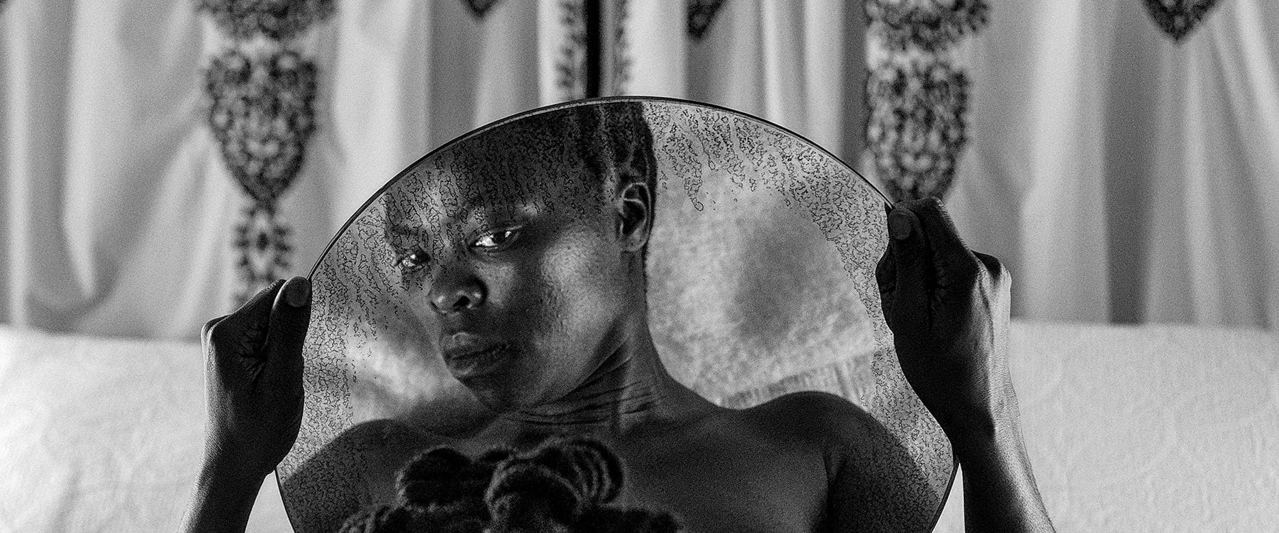 Lunchtime Tour: Somnyama Ngonyama /Hail The Dark Lioness
